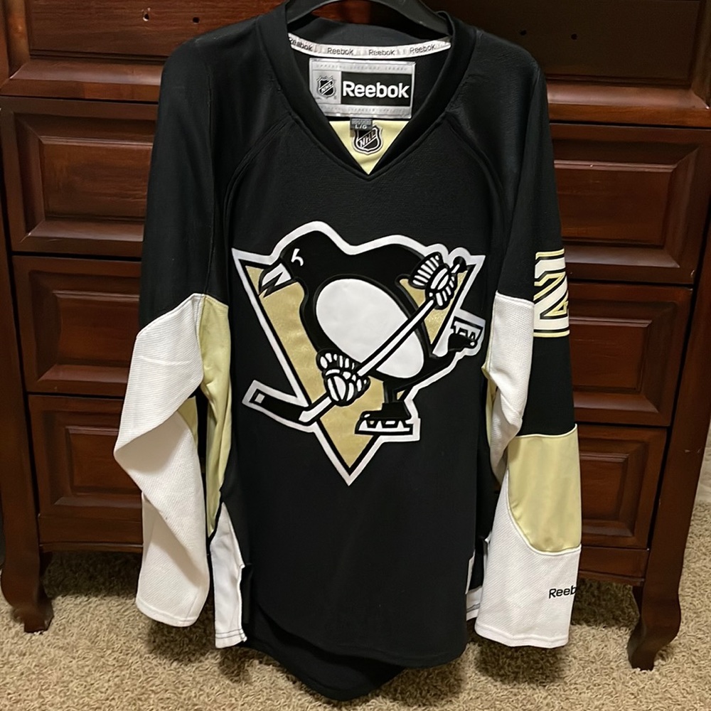 Official License Jersey Pittsburgh Penguin Cooke 24 Jersey